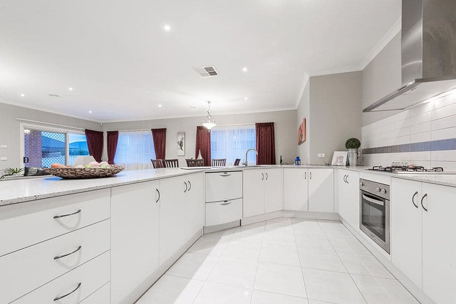 20 Scottsdale Court, Craigieburn VIC 3064, Craigieburn - Thumbnail 2