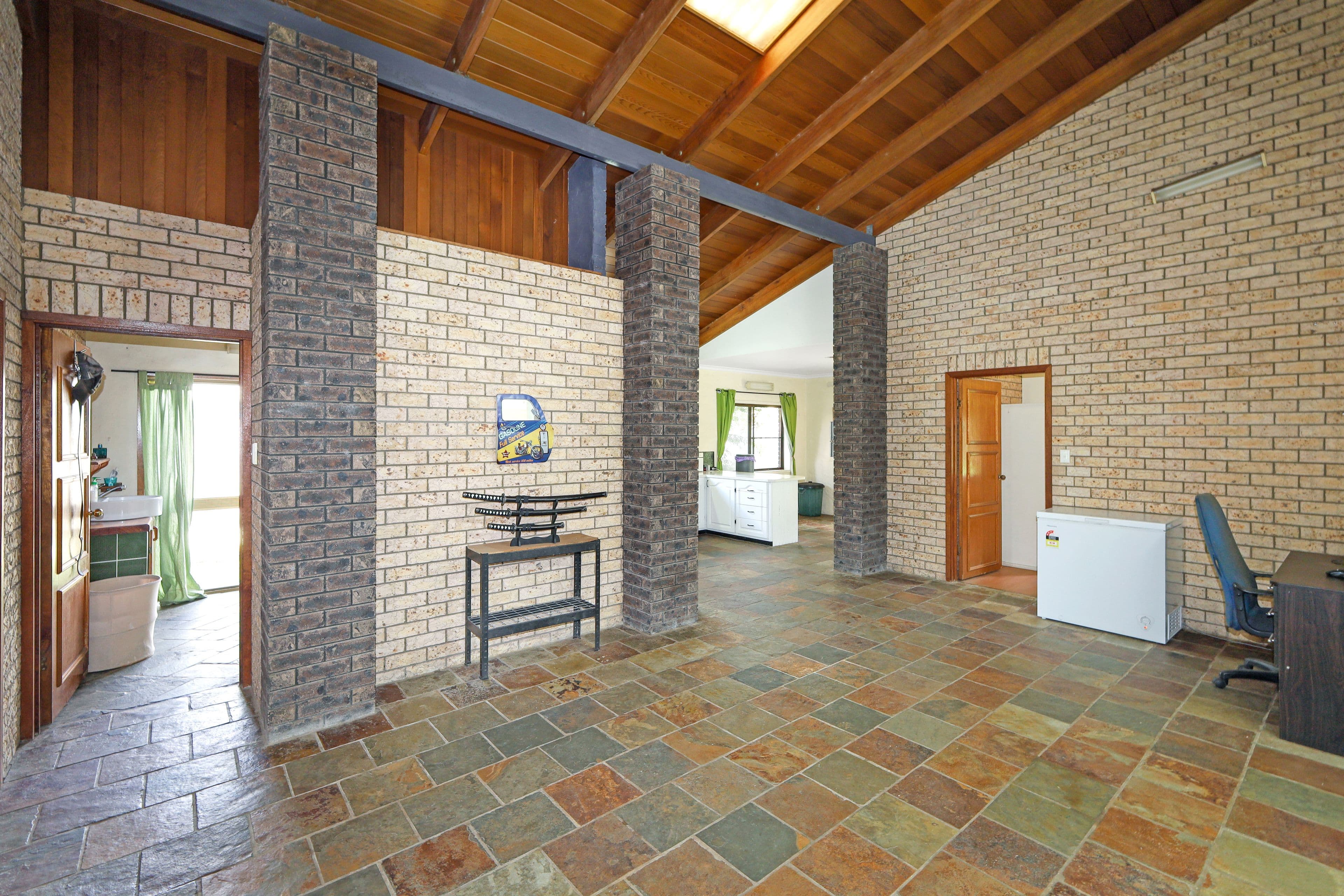 36 South Pacific Avenue, Slade Point QLD 4740, Slade Point - Thumbnail 4