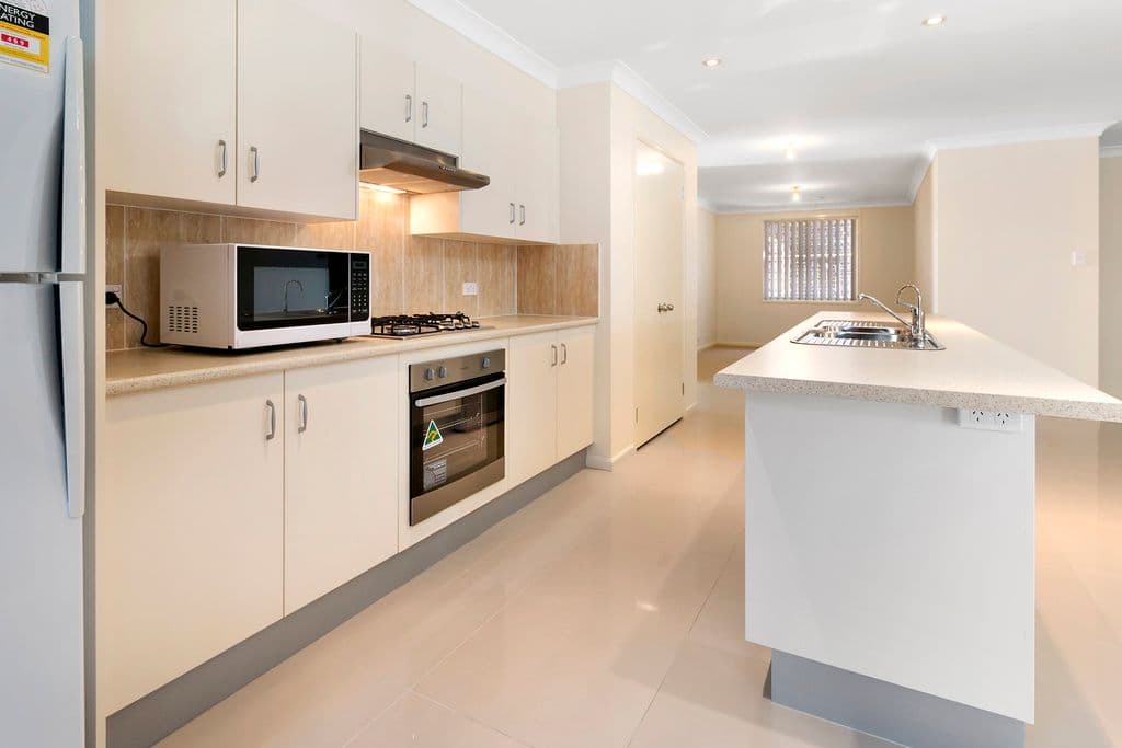 55 Dobroyd Drive, ELIZABETH HILLS NSW 2171, Elizabeth Hills - Thumbnail 3