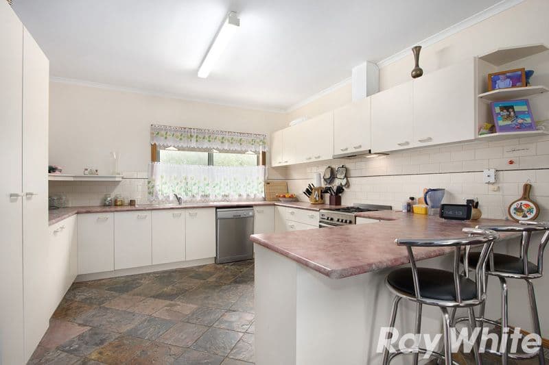 10 View Street, TYNONG VIC 3813, Tynong - Thumbnail 2