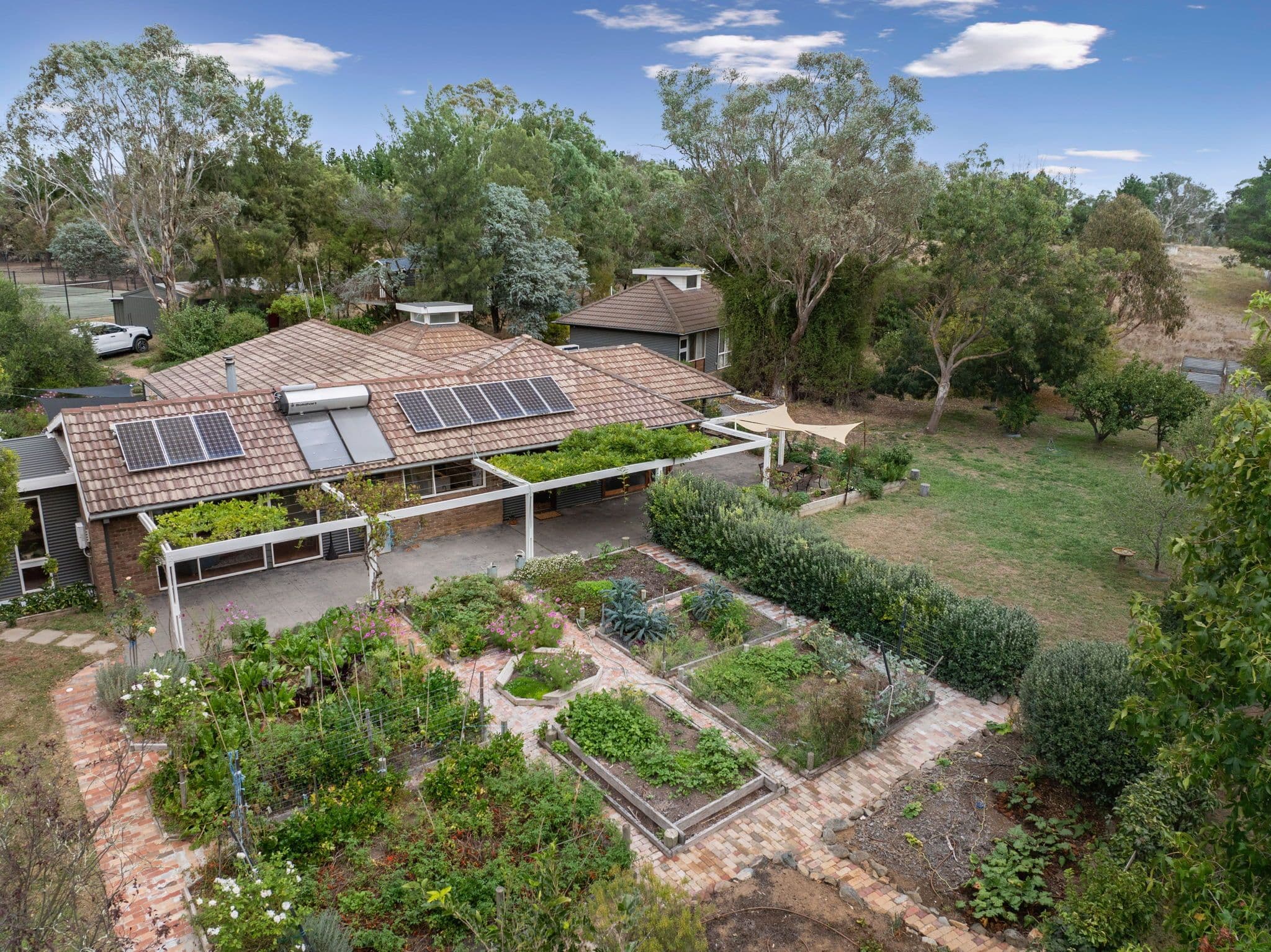 "Glen Yattah" 3 Middletons Lane, Murrumbateman NSW 2582, Murrumbateman - Thumbnail 2