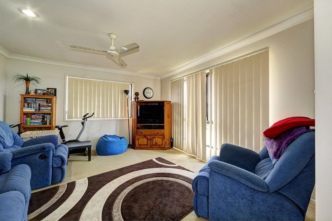 56 The Strand West, THABEBAN QLD 4670, Thabeban - Thumbnail 2
