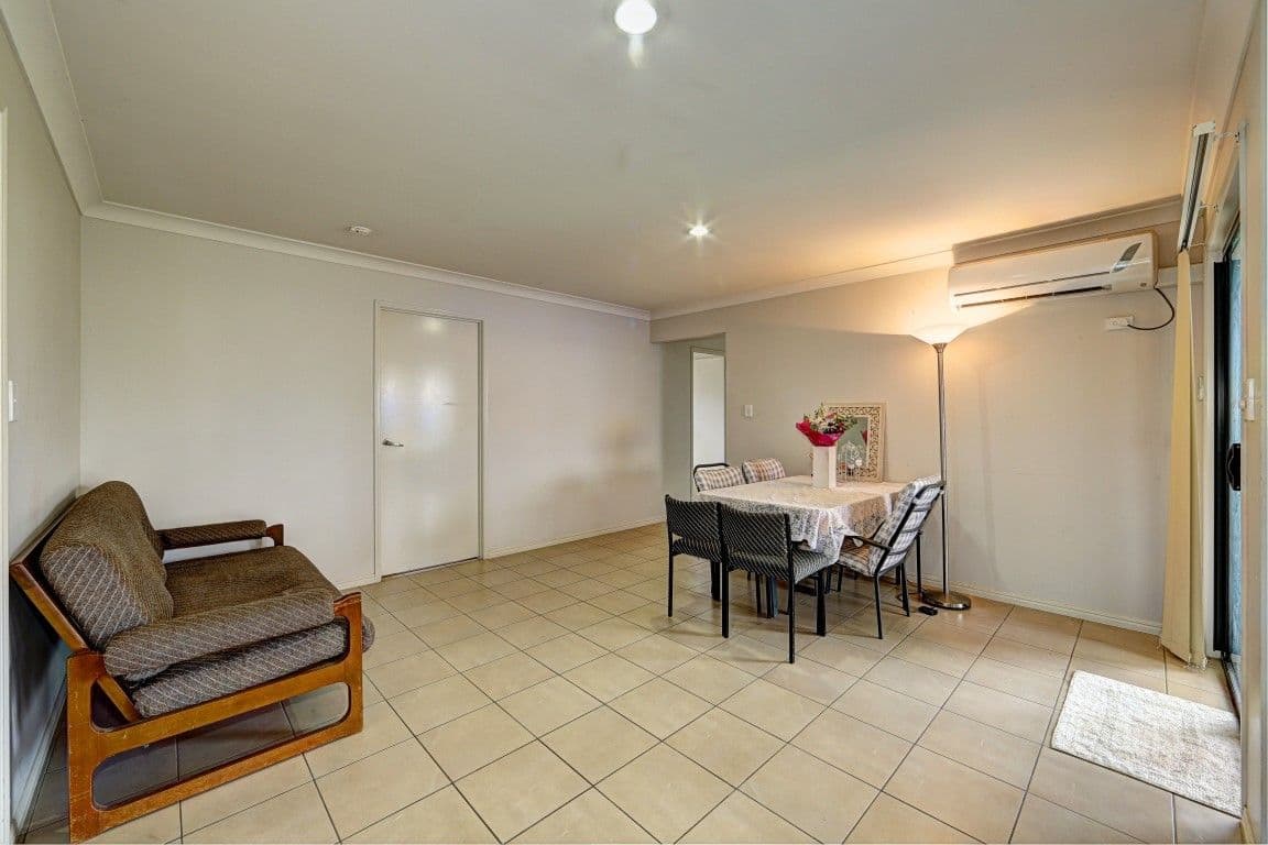 56 The Strand West, THABEBAN QLD 4670, Thabeban - Thumbnail 7