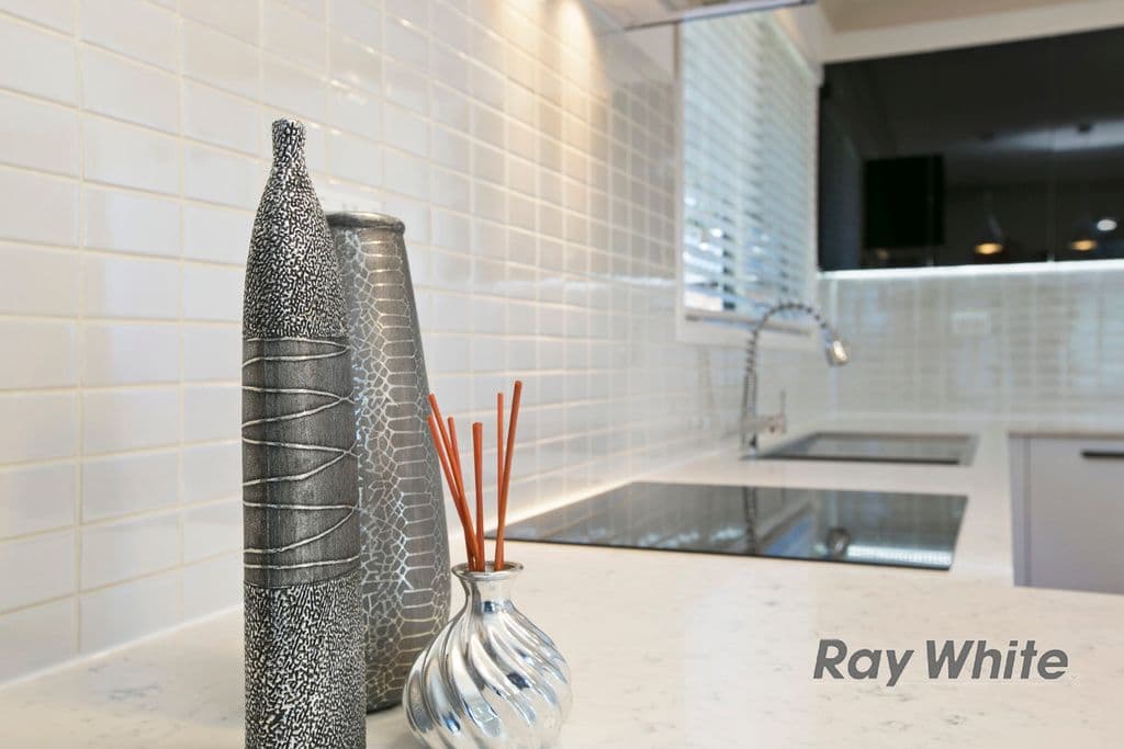 21 Bluebell Street, Alexandra Hills QLD 4161, Alexandra Hills - Thumbnail 2