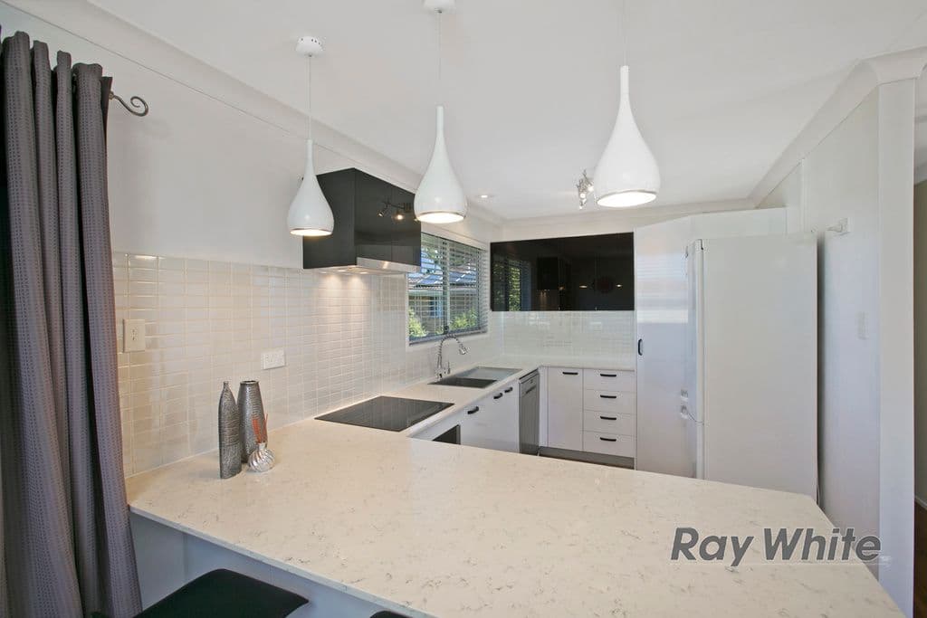 21 Bluebell Street, Alexandra Hills QLD 4161, Alexandra Hills - Thumbnail 4