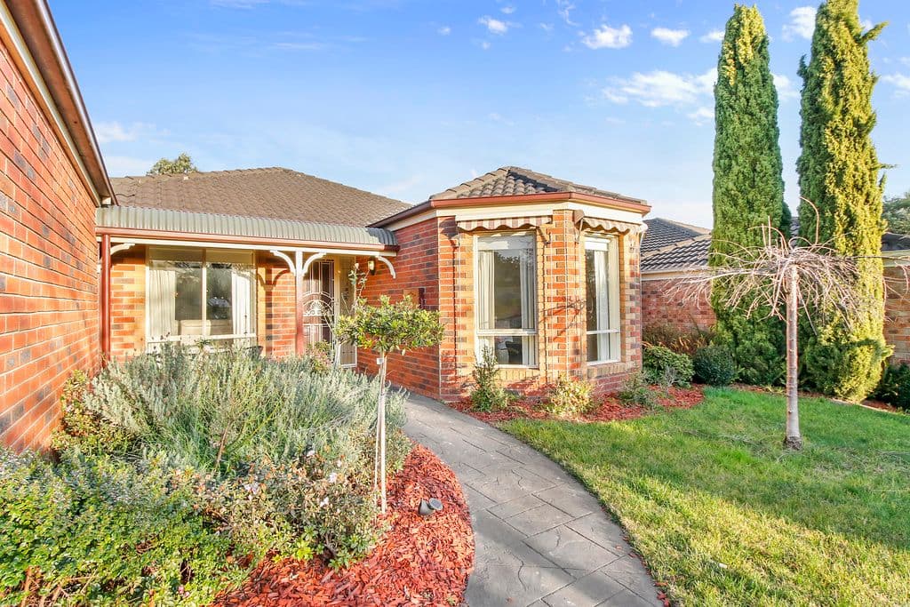 13 Kyra Close, Lilydale VIC 3140, Lilydale - Thumbnail 2