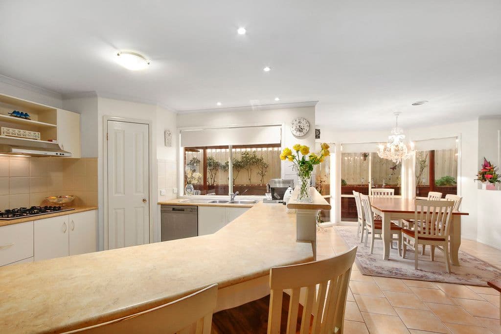 13 Kyra Close, Lilydale VIC 3140, Lilydale - Thumbnail 7