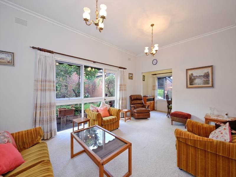30 Kenmare Street, MONT ALBERT VIC 3127, Mont Albert - Thumbnail 2