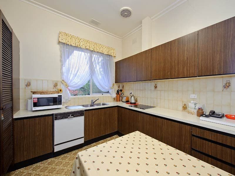 30 Kenmare Street, MONT ALBERT VIC 3127, Mont Albert - Thumbnail 3