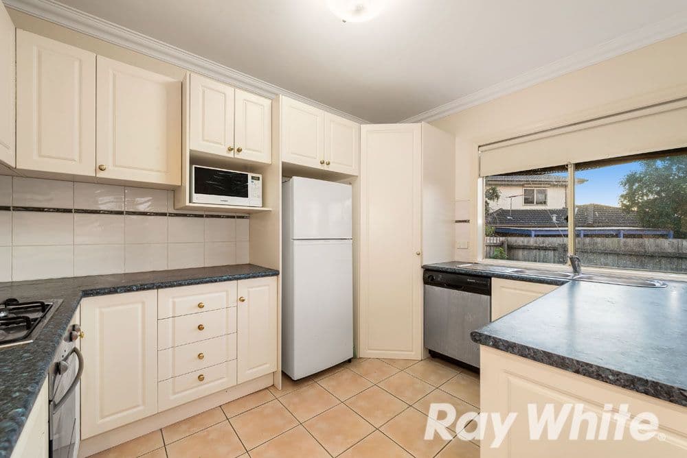 8 Stamford Crescent, Rowville VIC 3178, Rowville - Thumbnail 3