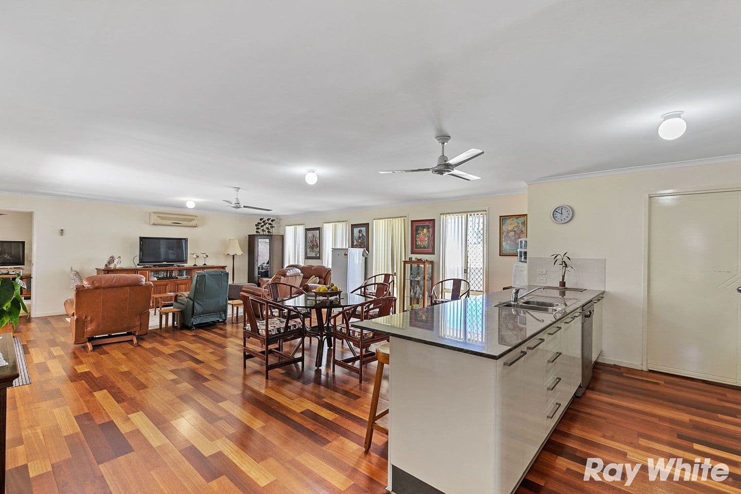 45 Sunrise Crescent, Burrum Heads QLD 4659, Burrum Heads - Thumbnail 4
