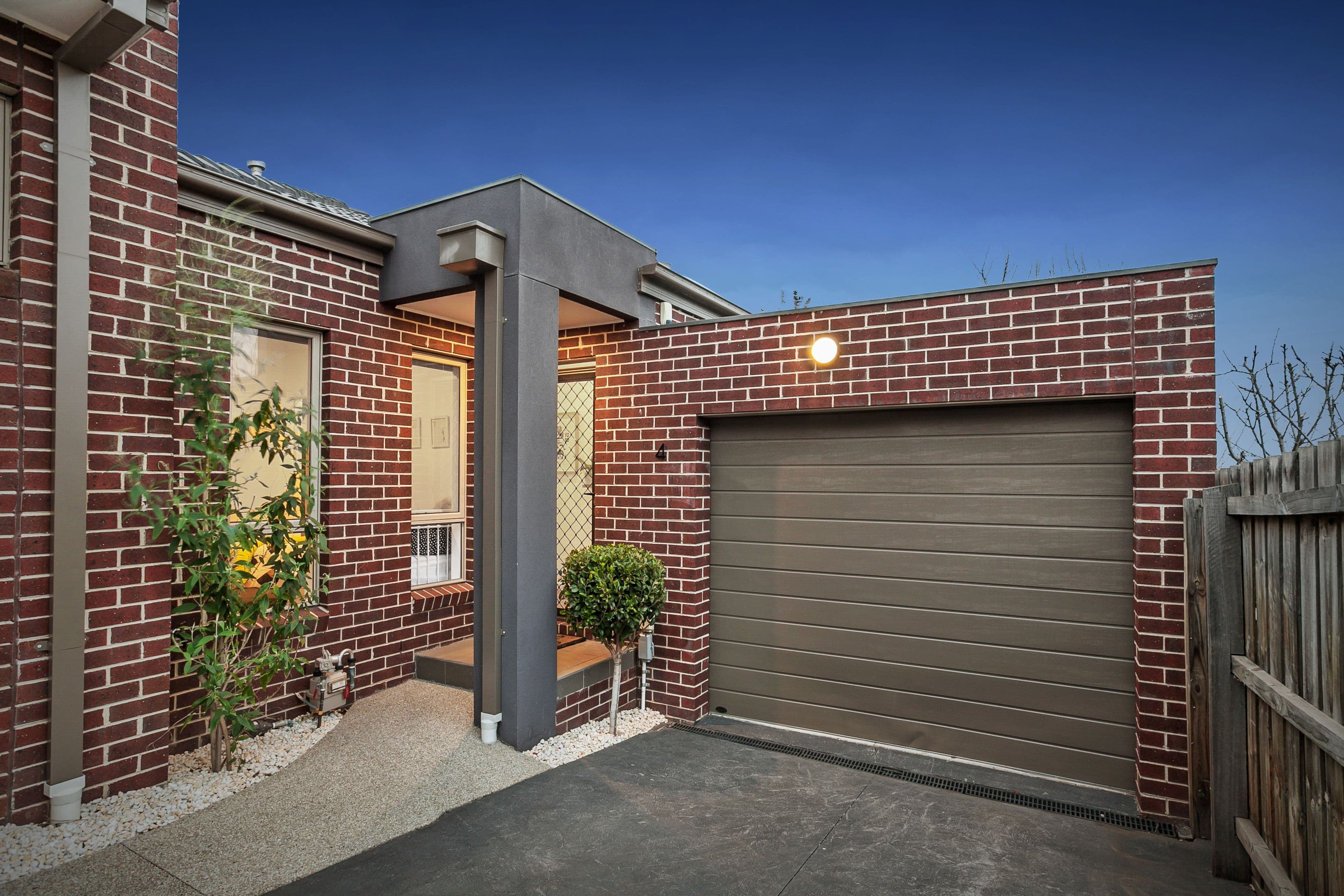 47 Hickford Street, Reservoir VIC 3073, Reservoir - Thumbnail 2