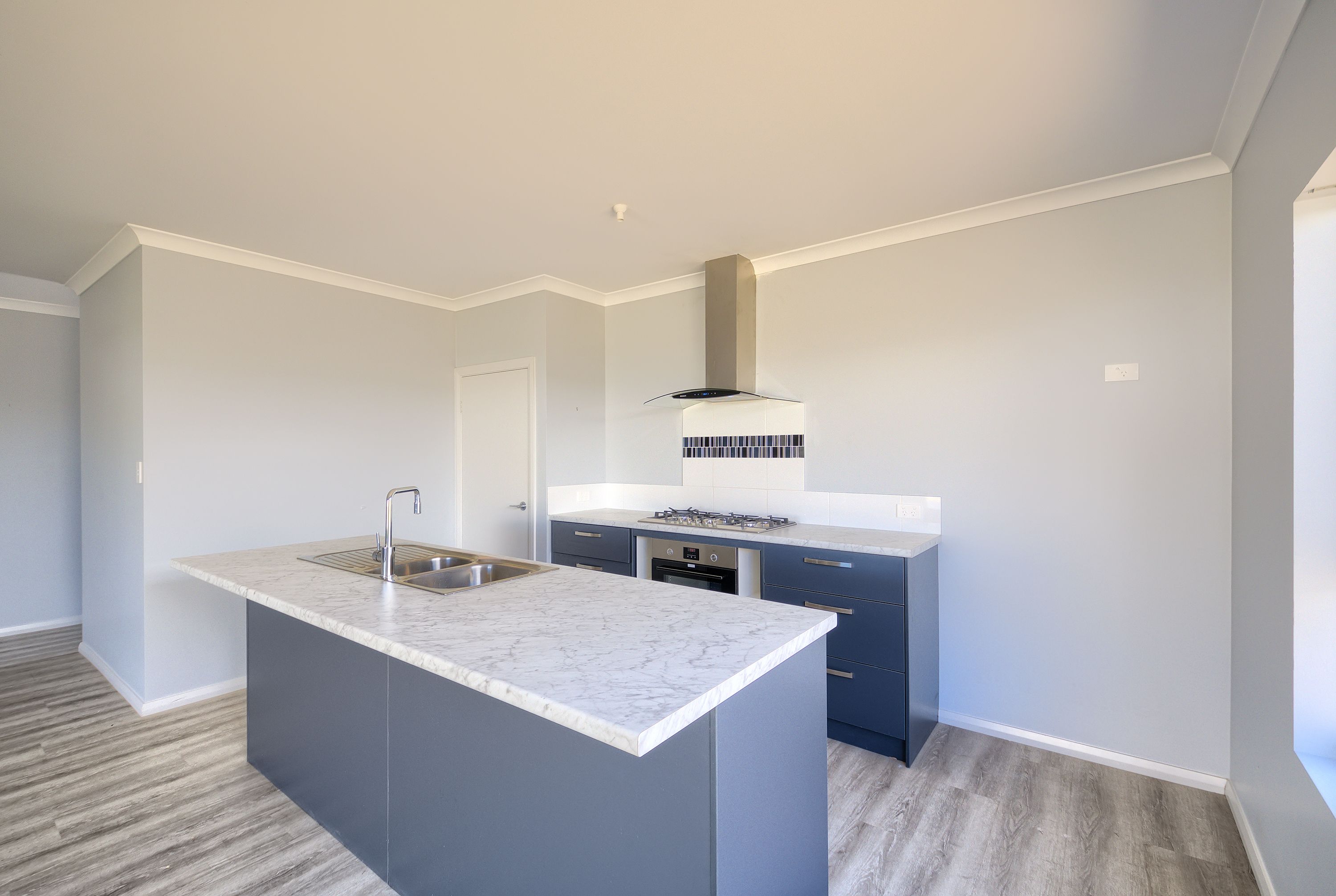 82 Radiata Drive, McKail WA 6330, McKail - Thumbnail 2