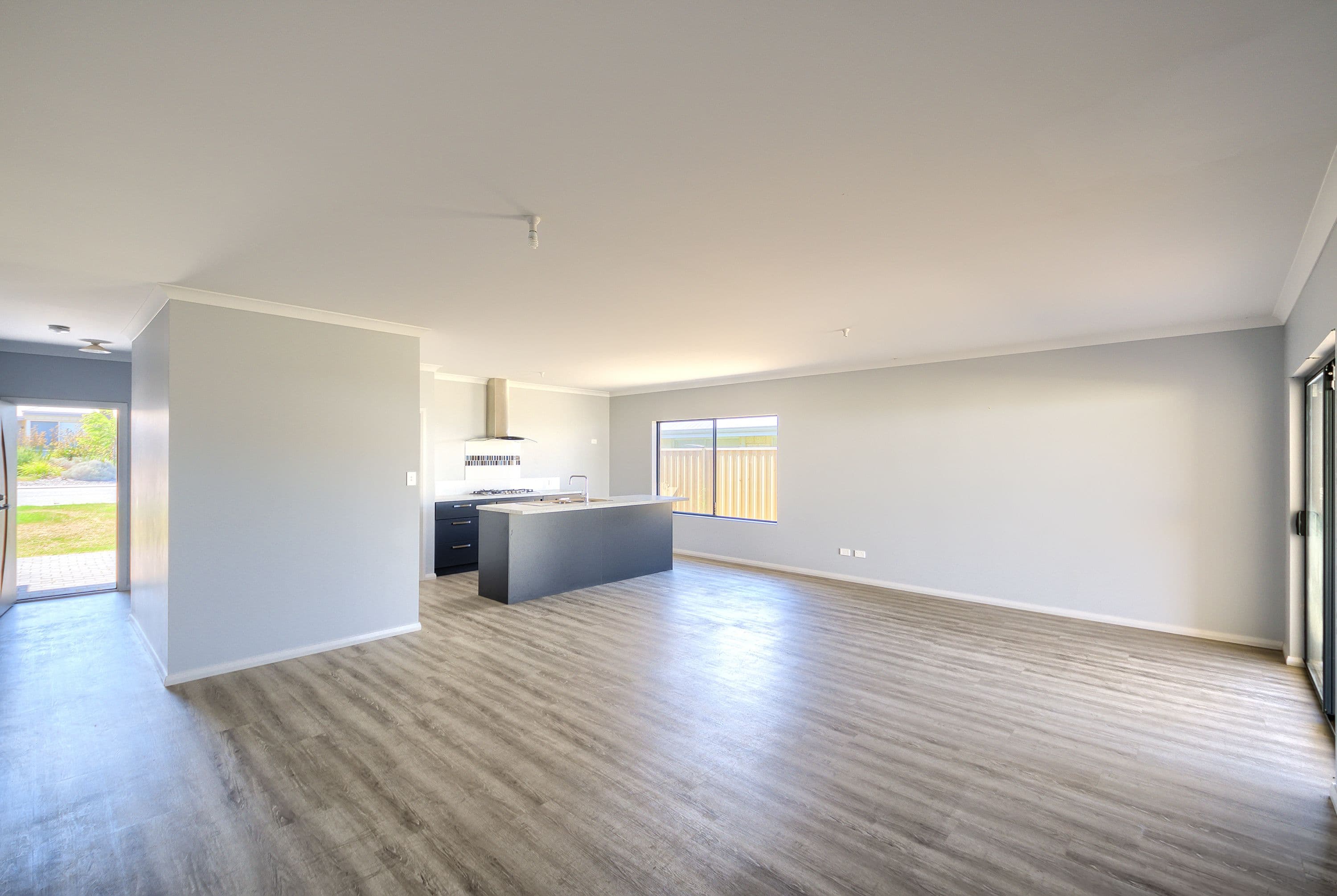 82 Radiata Drive, McKail WA 6330, McKail - Thumbnail 3