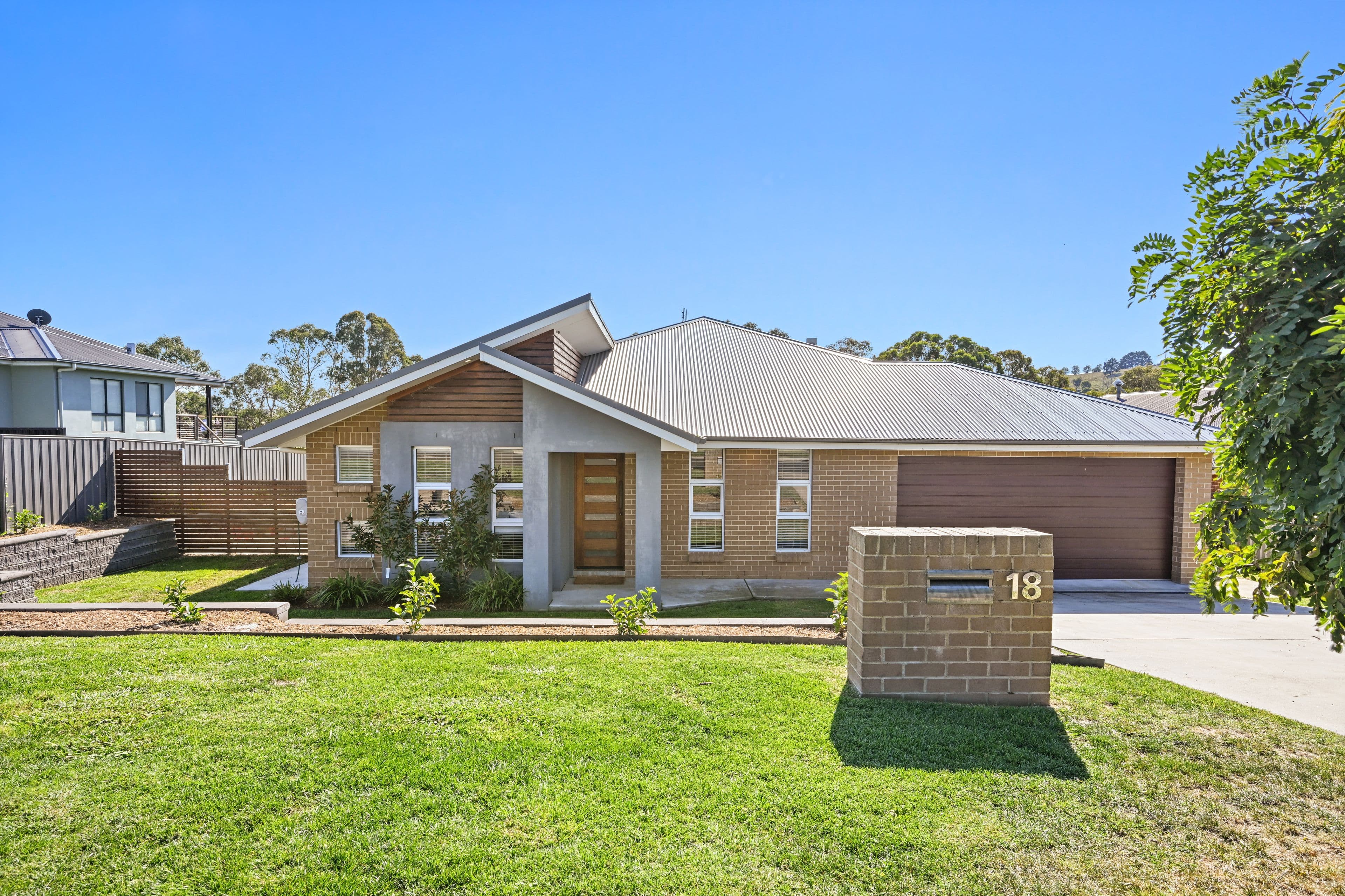 18 Johnston Crescent, Blayney NSW 2799, Blayney - Image 1