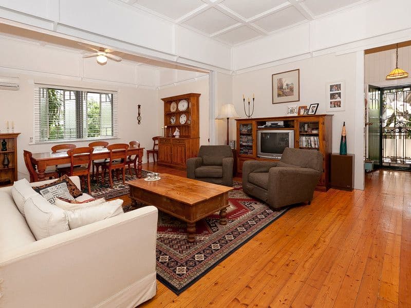 249 Cliveden Avenue, OXLEY QLD 4075, Oxley - Thumbnail 4