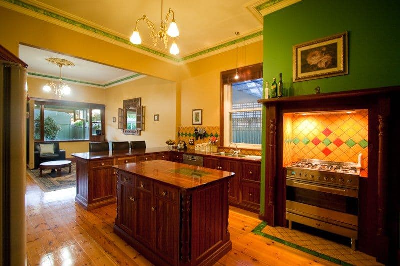 87 Mitchell Street, ECHUCA VIC 3564, Echuca - Thumbnail 2