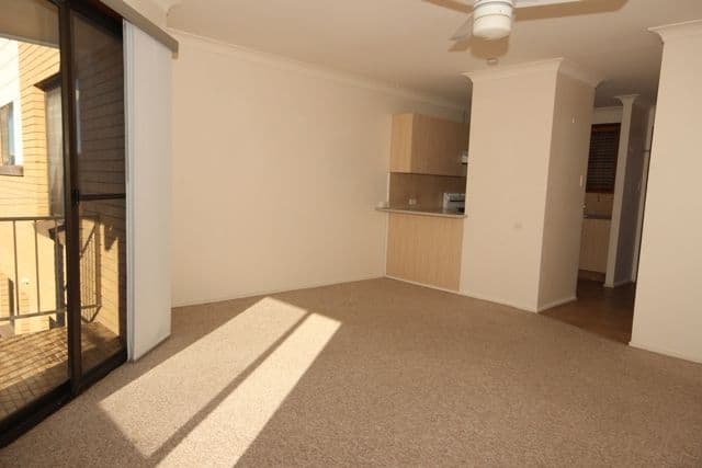 8 Buchan Avenue, Tweed Heads NSW 2485, Tweed Heads - Thumbnail 3