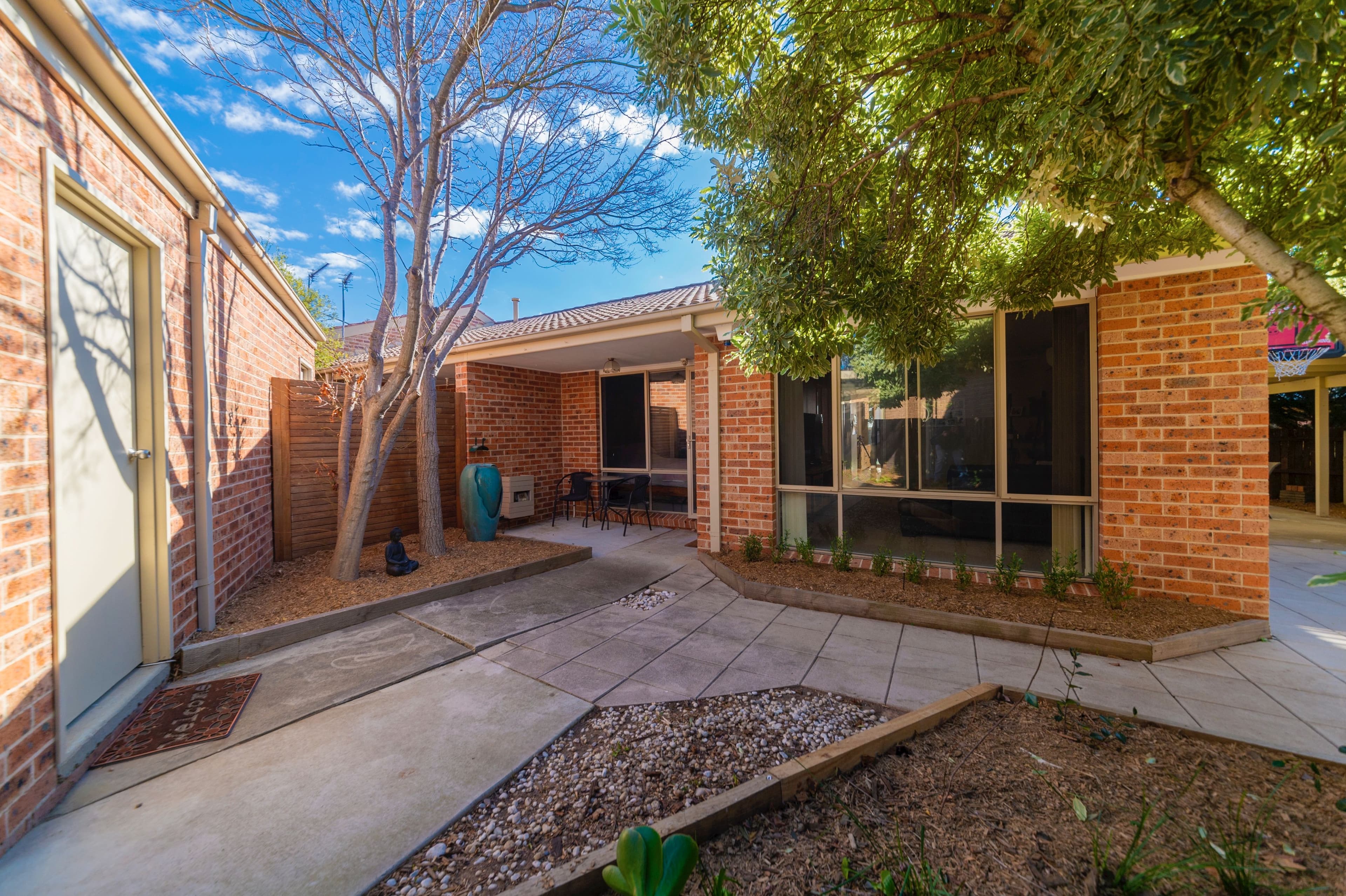 5 Bushby Close, Gordon ACT 2906, Gordon - Image 1