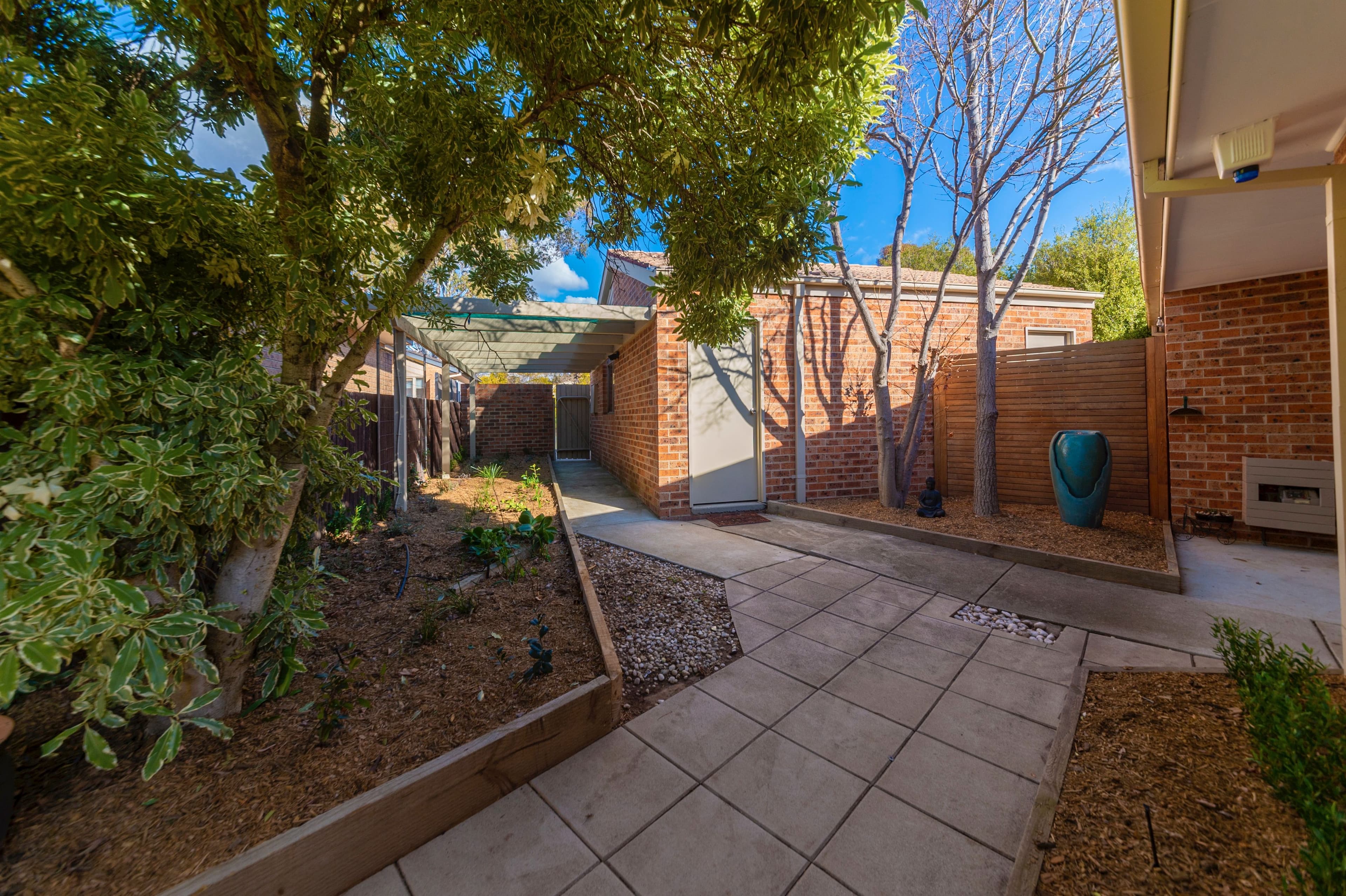 5 Bushby Close, Gordon ACT 2906, Gordon - Thumbnail 2