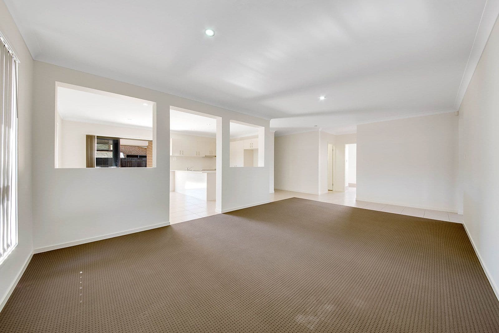 32 Petrel Street, Kirkwood QLD 4680, Kirkwood - Thumbnail 5