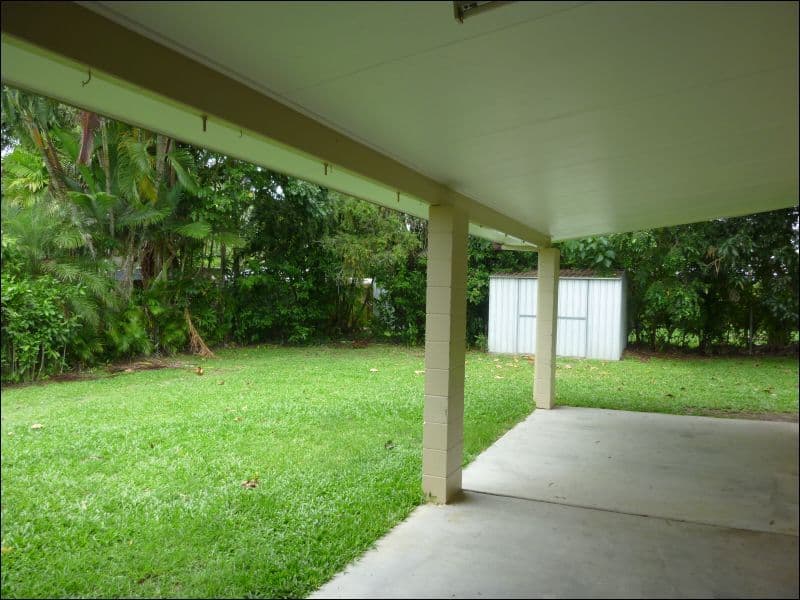 11 Bulolo Close, TRINITY BEACH QLD 4879, Trinity Beach - Thumbnail 8