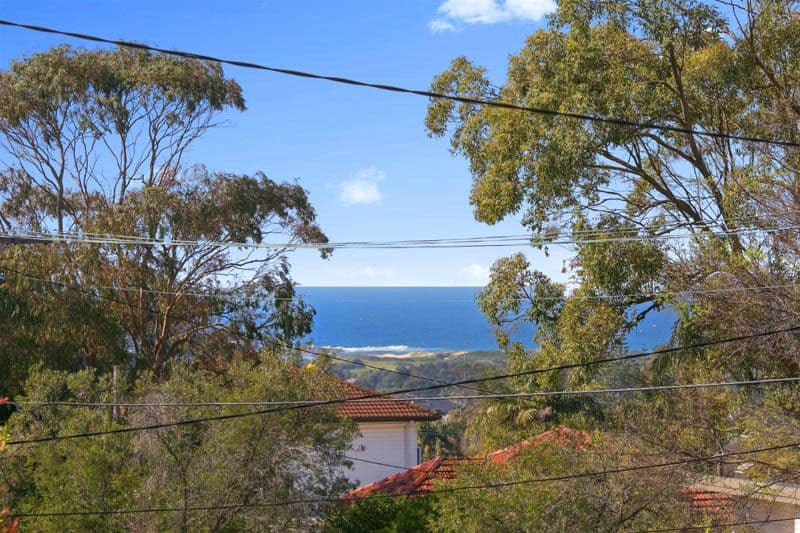 34 Jocelyn Street, NORTH CURL CURL NSW 2099, North Curl Curl - Thumbnail 3