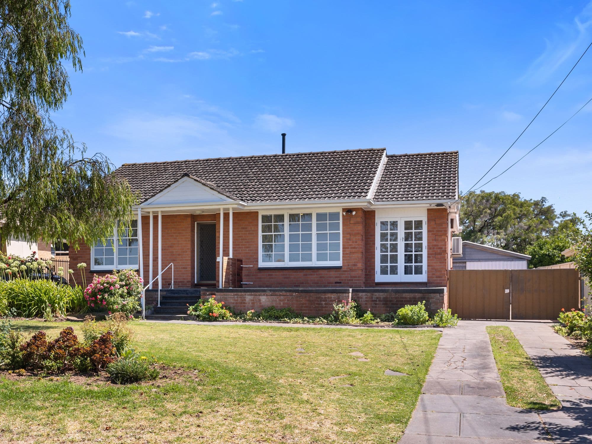 21 Glenda Avenue, Morphett Vale SA 5162, Morphett Vale - Image 1
