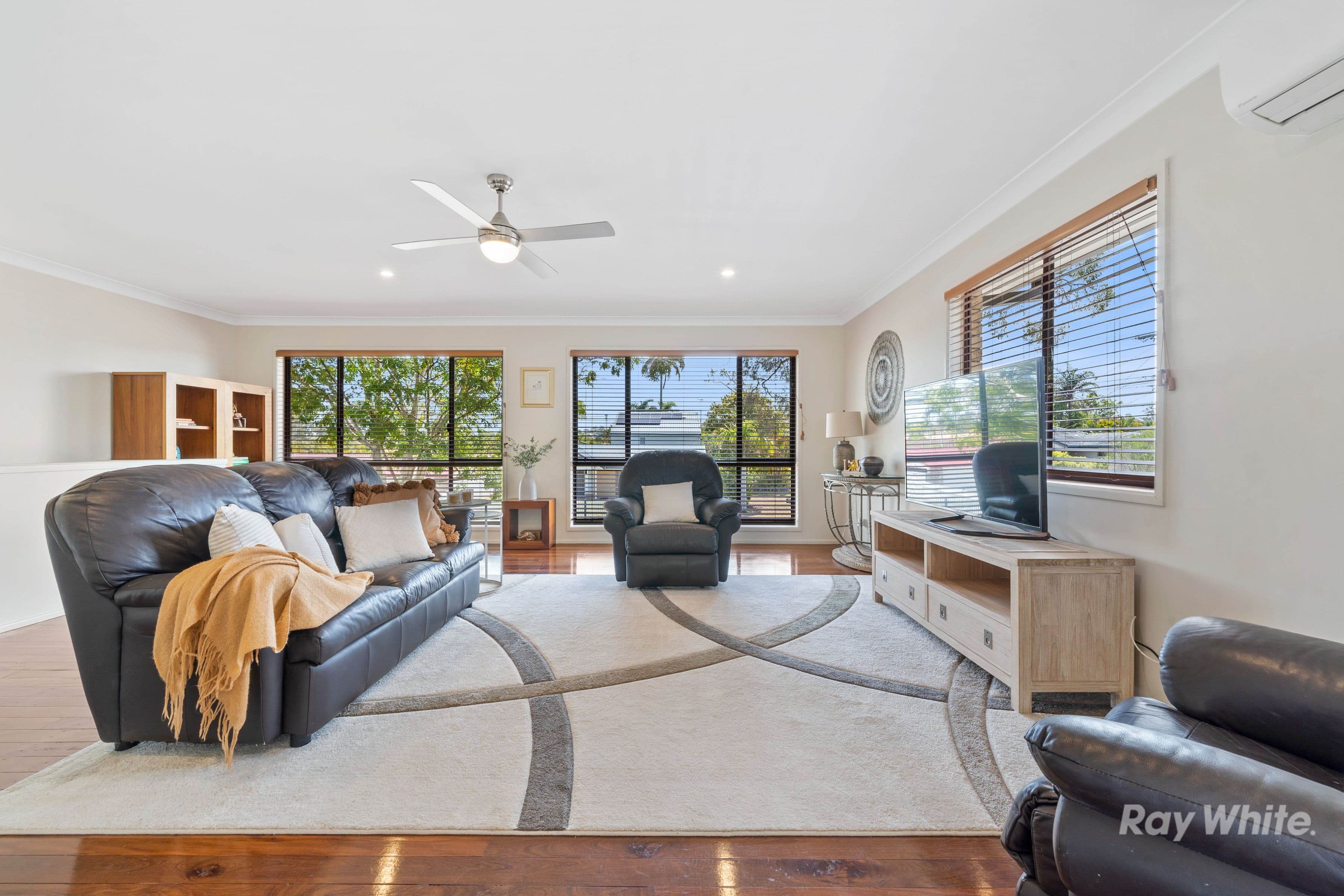 7 Jilbard Drive, Springwood QLD 4127, Springwood - Thumbnail 8