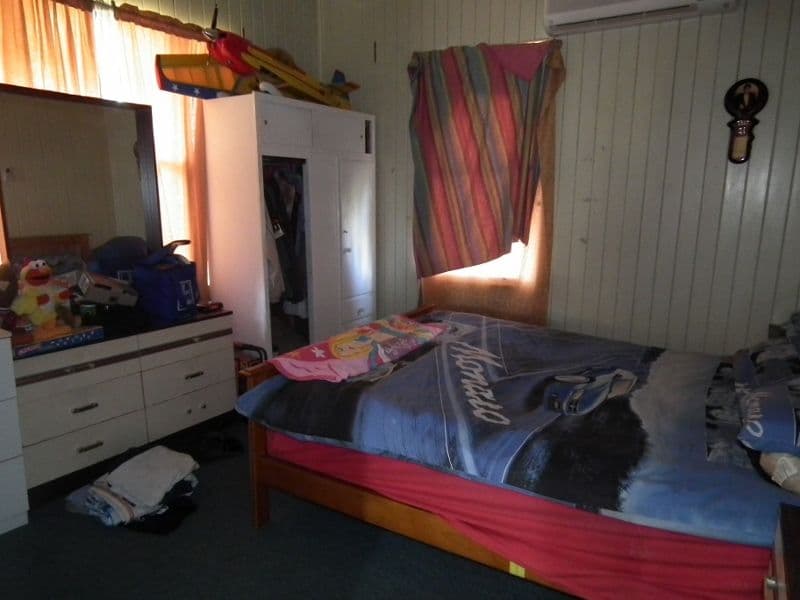 137 Cambridge Street, Granville QLD 4650, Granville - Thumbnail 5