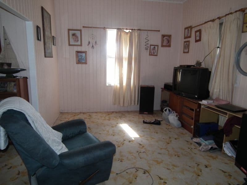 137 Cambridge Street, Granville QLD 4650, Granville - Thumbnail 7