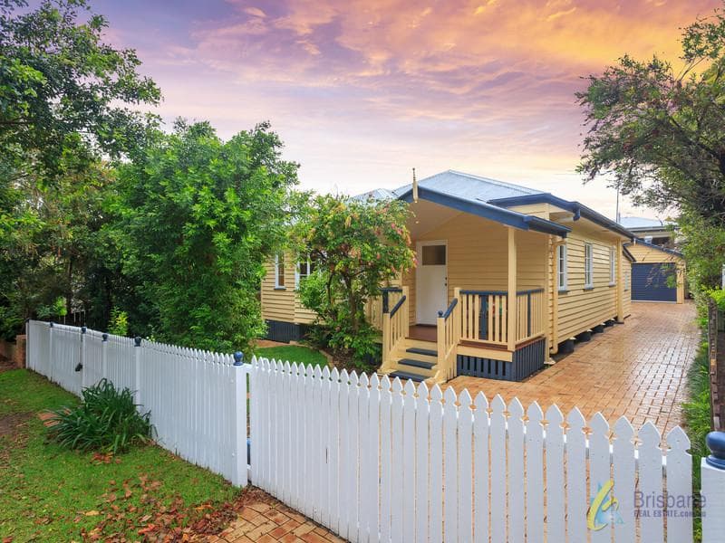 8 Mortlake Road,  Graceville, Graceville - Thumbnail 2