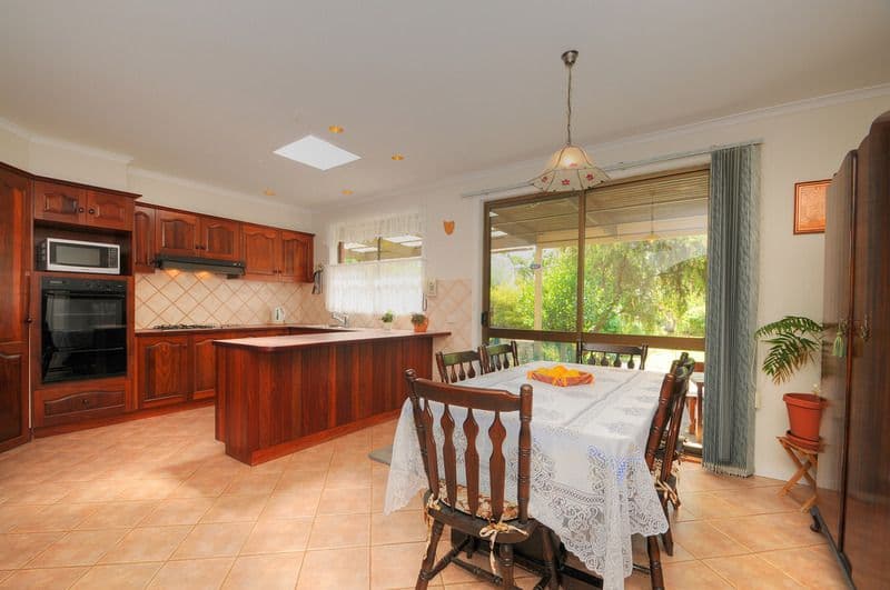15 Sixth Street, PARKDALE VIC 3195, Parkdale - Thumbnail 4