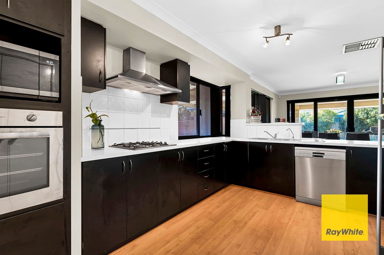 71 Towncentre Drive, Thornlie WA 6108, Thornlie - Image 1