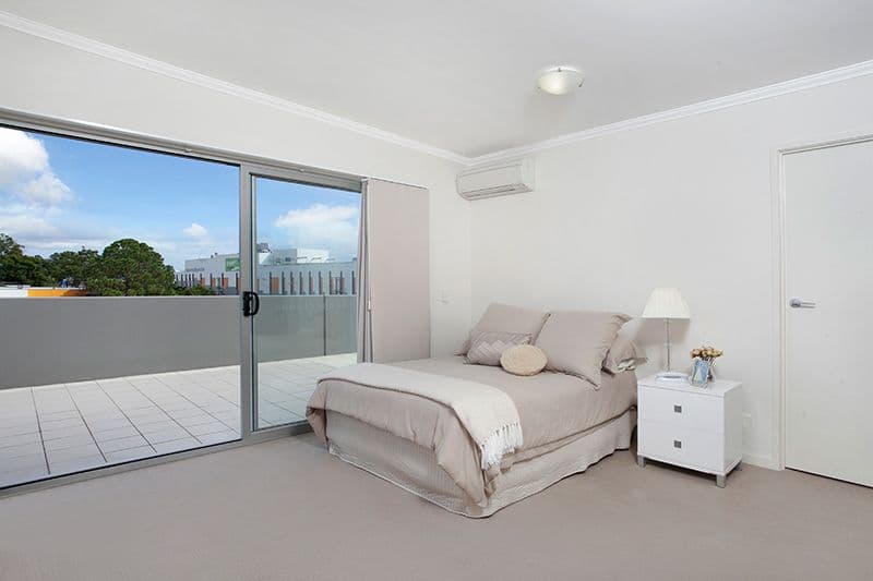 24 Allwood Street, Indooroopilly QLD 4068, Indooroopilly - Thumbnail 6