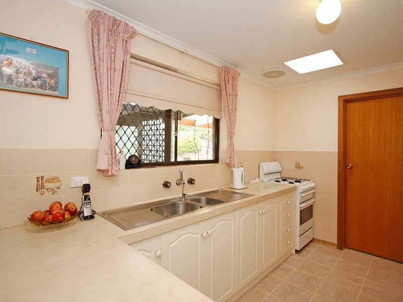 9 McCarthy Avenue, MORPHETT VALE SA 5162, Morphett Vale - Thumbnail 3