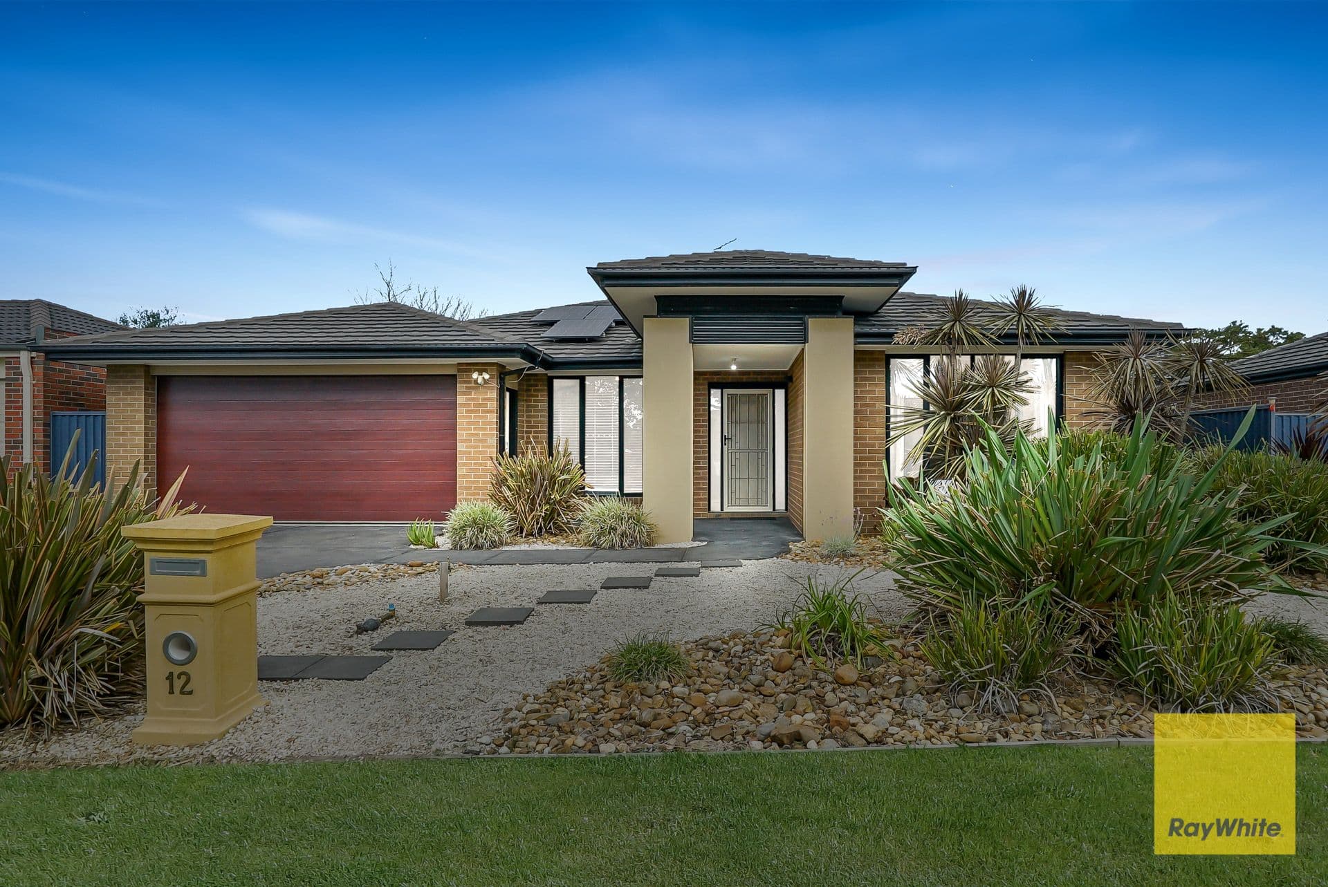 12 Kingsdale Crescent, Pakenham VIC 3810, Pakenham - Image 1