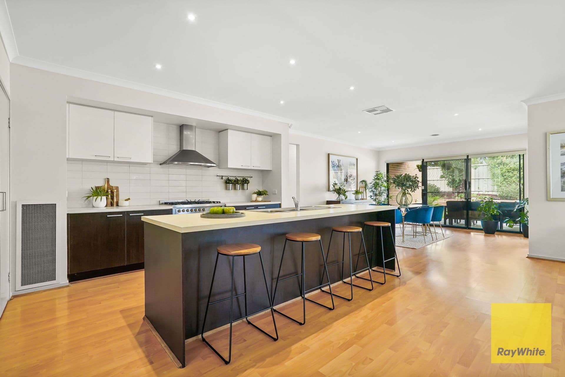 12 Kingsdale Crescent, Pakenham VIC 3810, Pakenham - Thumbnail 5