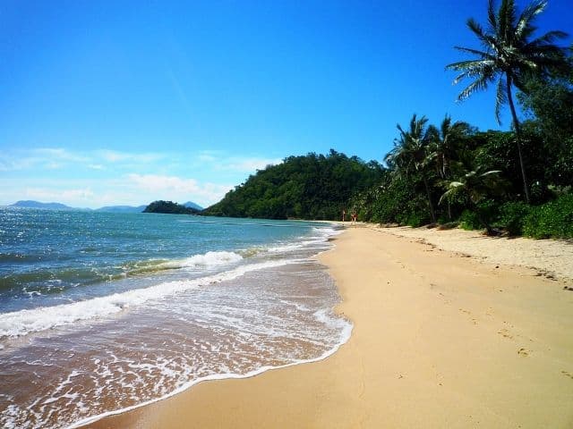 110 Moore Street, Trinity Beach QLD 4879, Trinity Beach - Thumbnail 5