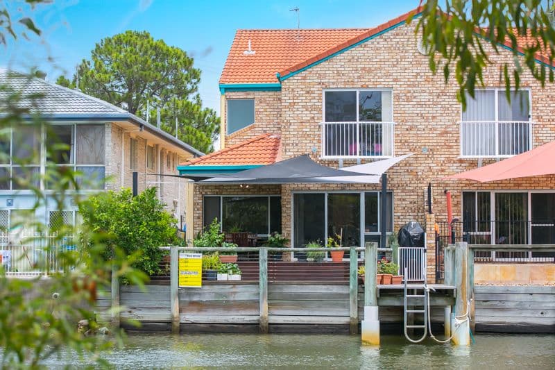 7 Perry Place, Biggera Waters QLD 4216, Biggera Waters - Thumbnail 2