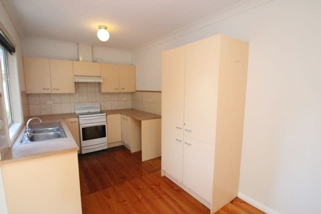 20 Gleeson Street, CLARE SA 5453, Clare - Thumbnail 6