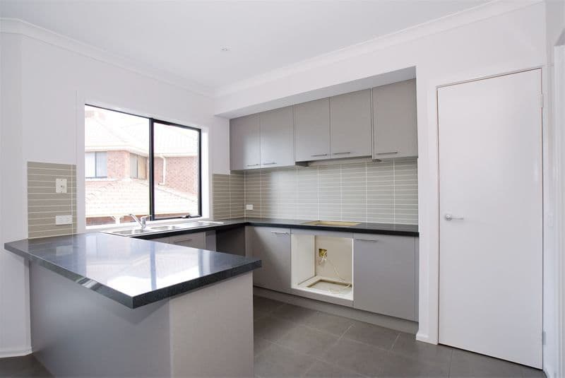 22  Katoomba Drive, MULGRAVE VIC 3170, Mulgrave - Thumbnail 2