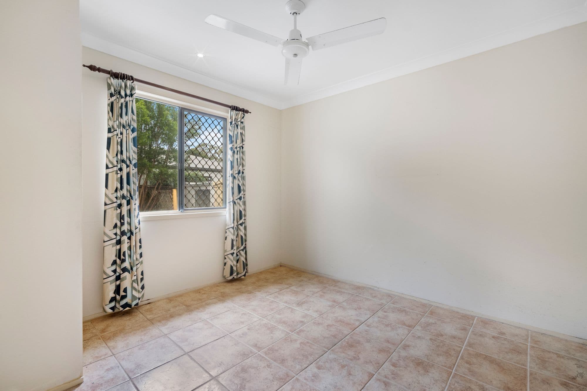 7 Eingana Street, Hope Island QLD 4212, Hope Island - Thumbnail 8