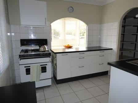 2 Elizabeth Street, BEVERLEY WA 6304, Beverley - Thumbnail 2