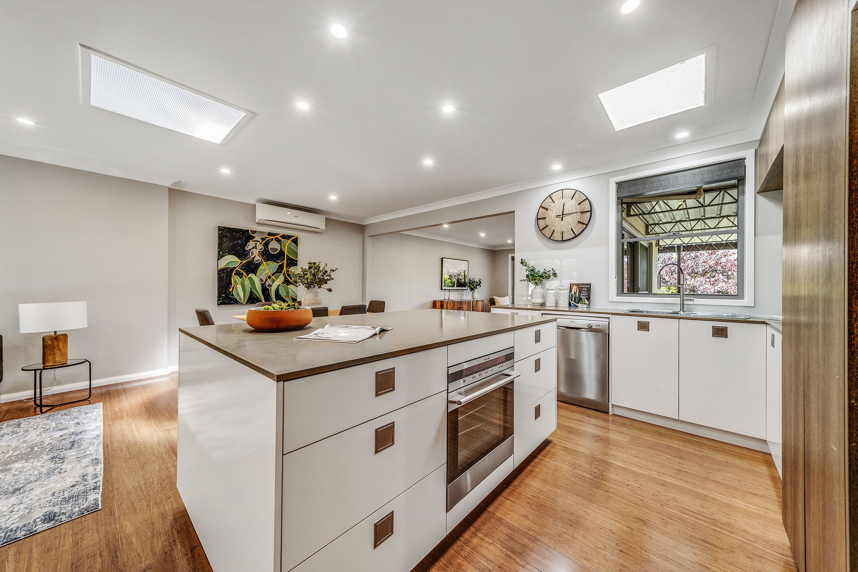 8 Shand Place, Latham ACT 2615, Latham - Thumbnail 2