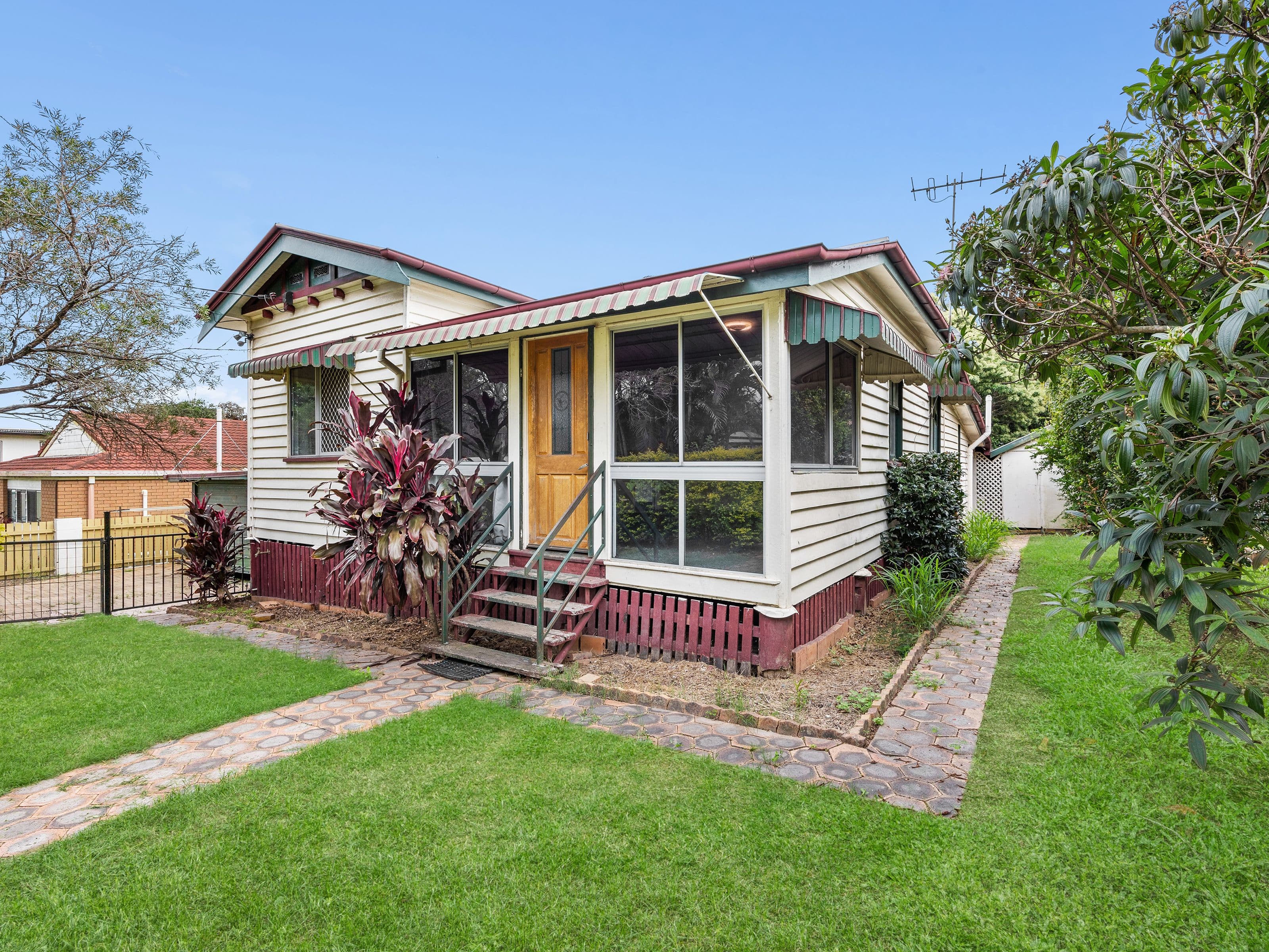 38 Lindsay Street, Bundamba QLD 4304, Bundamba - Image 1