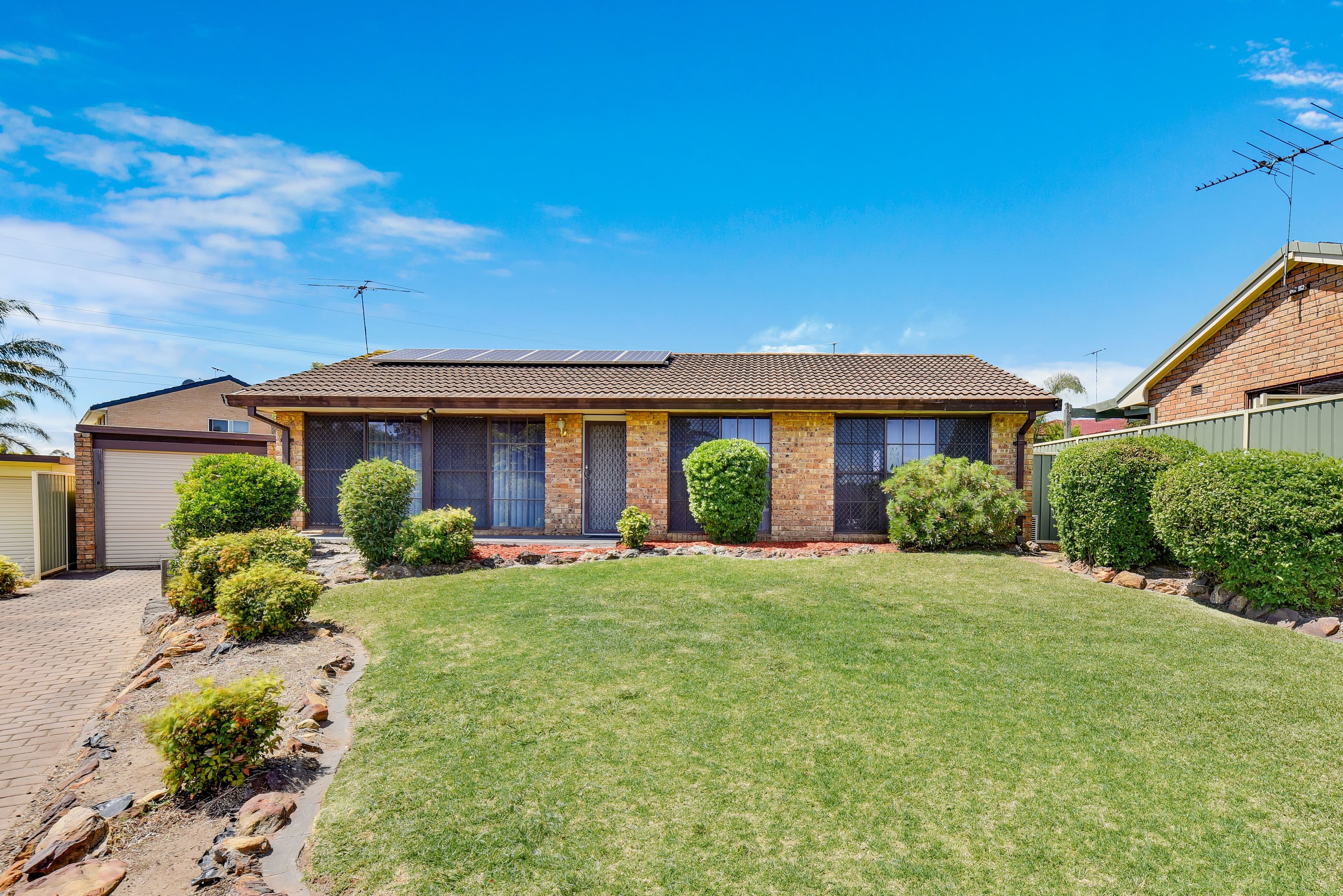 Minto NSW 2566, Minto - Image 1