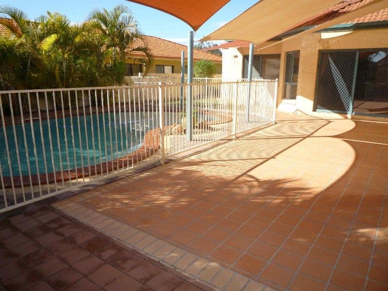 11 Calcetto Place, ARUNDEL QLD 4214, Arundel - Thumbnail 5