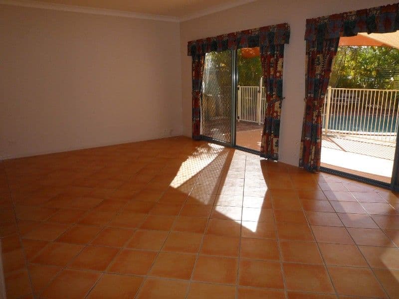 11 Calcetto Place, ARUNDEL QLD 4214, Arundel - Thumbnail 7
