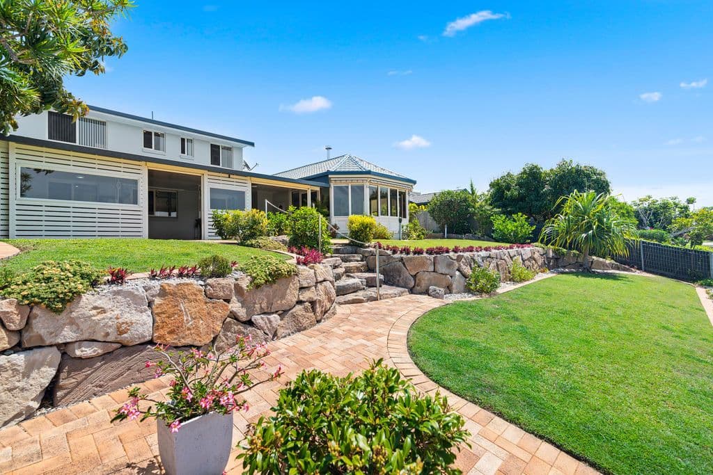 7 Murtha Drive, Elanora QLD 4221, Elanora - Thumbnail 2